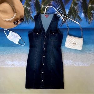 Denim dress in style